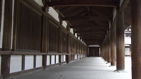 法隆寺の回廊