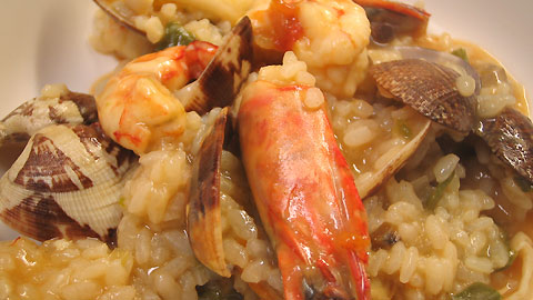 えびとあさりのスペイン風雑炊 アロス カルドソ スペイン料理簡単レシピ集