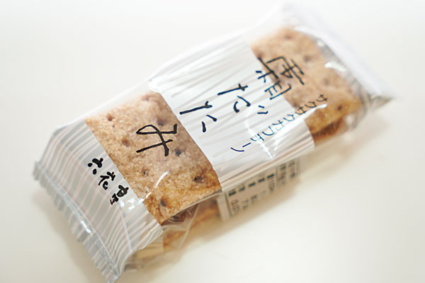 六花亭 霜だたみ
