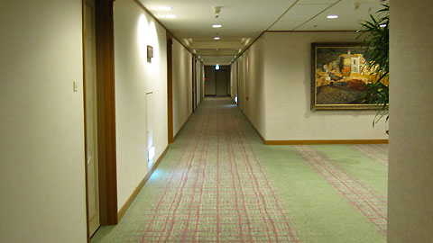 新館の廊下